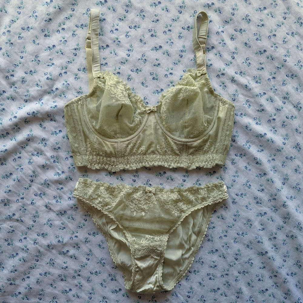 Mimi Holliday Finch lingerie set 32C S